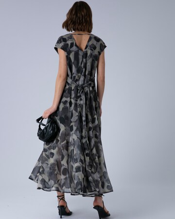 Religion Dress