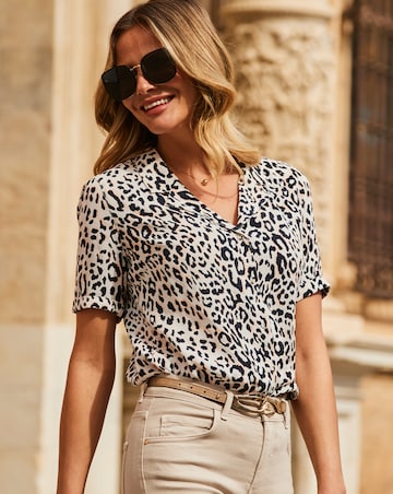 Sosander Boxy Fit Relaxed Shirt