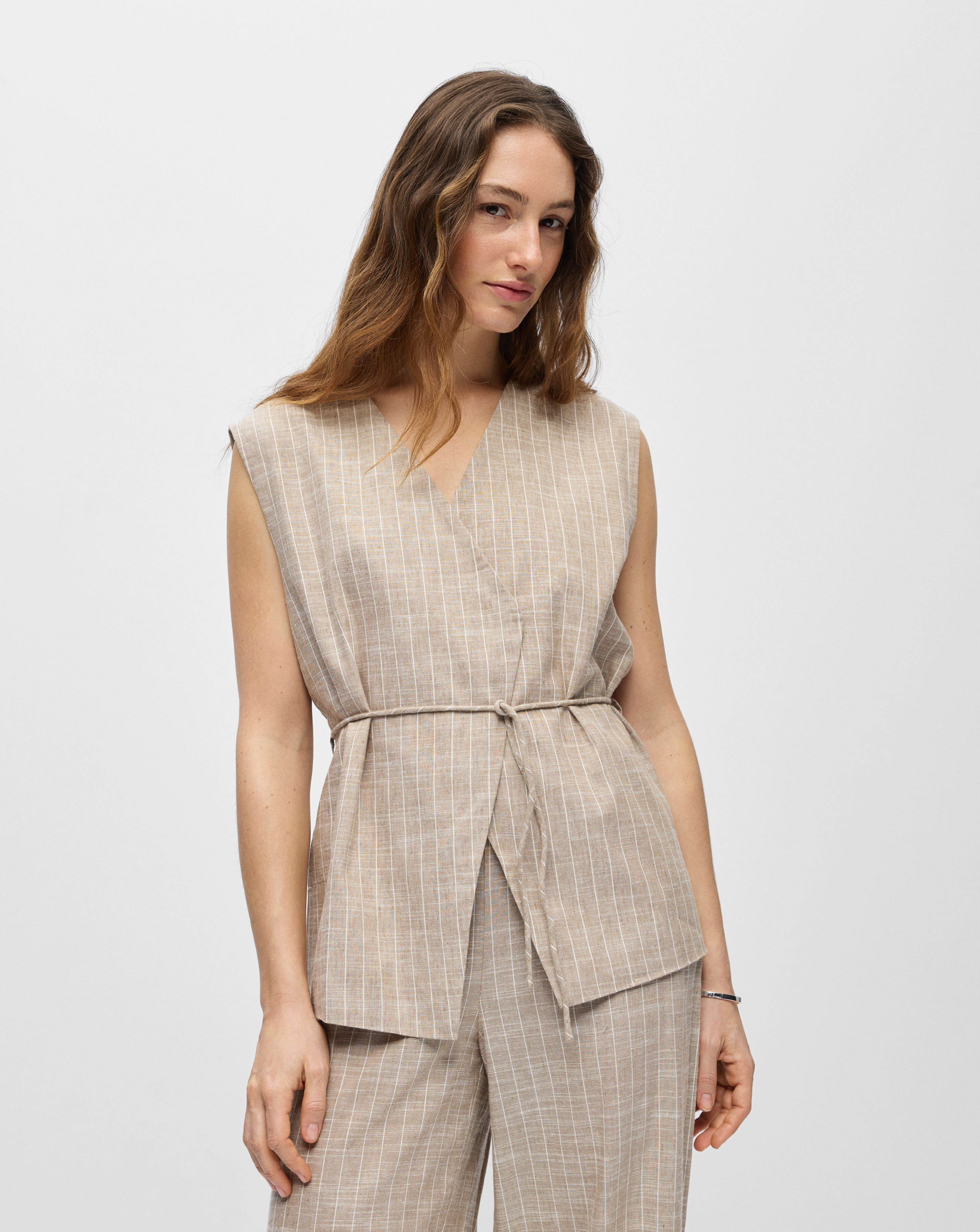 New In - OBJECT TIE FRONT WAISTCOAT