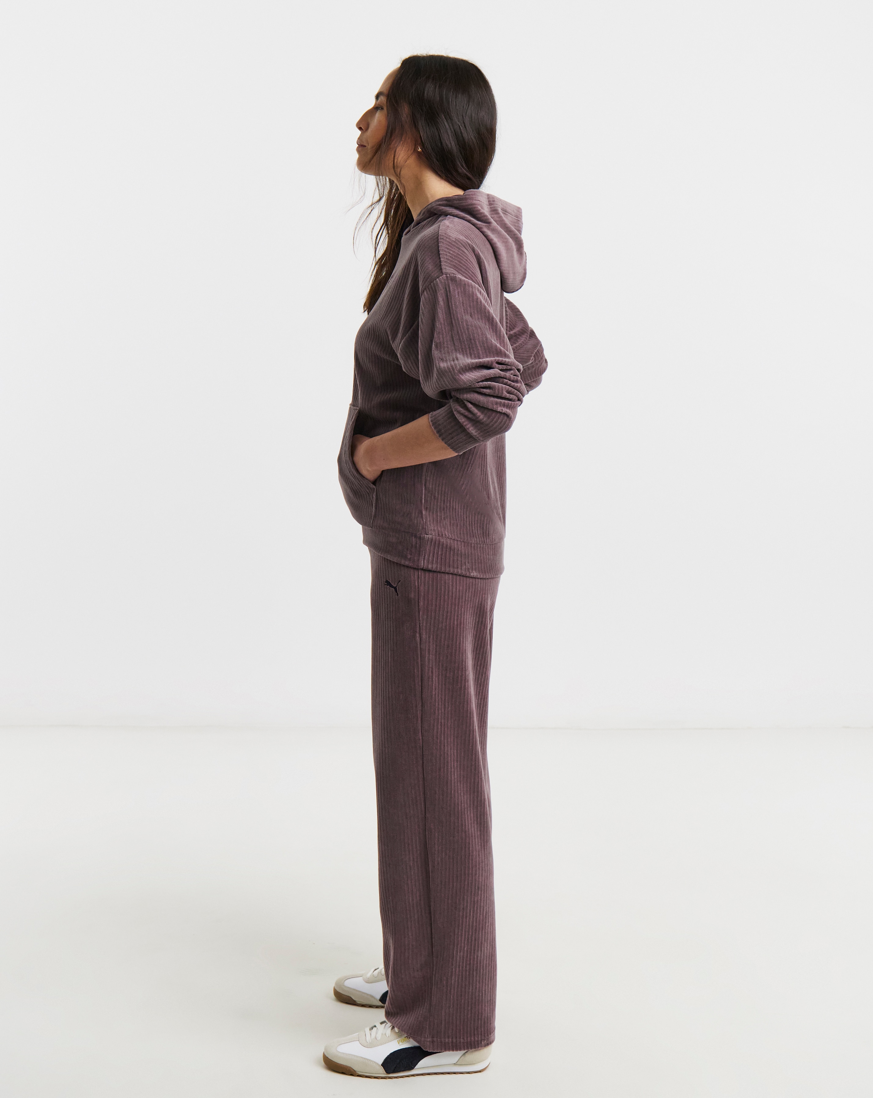 PUMA Essential Valour Rib Straight Pants