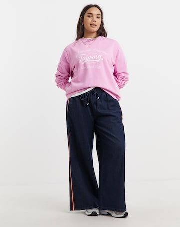 Tommy Jeans Essential Crew Sweatshirt