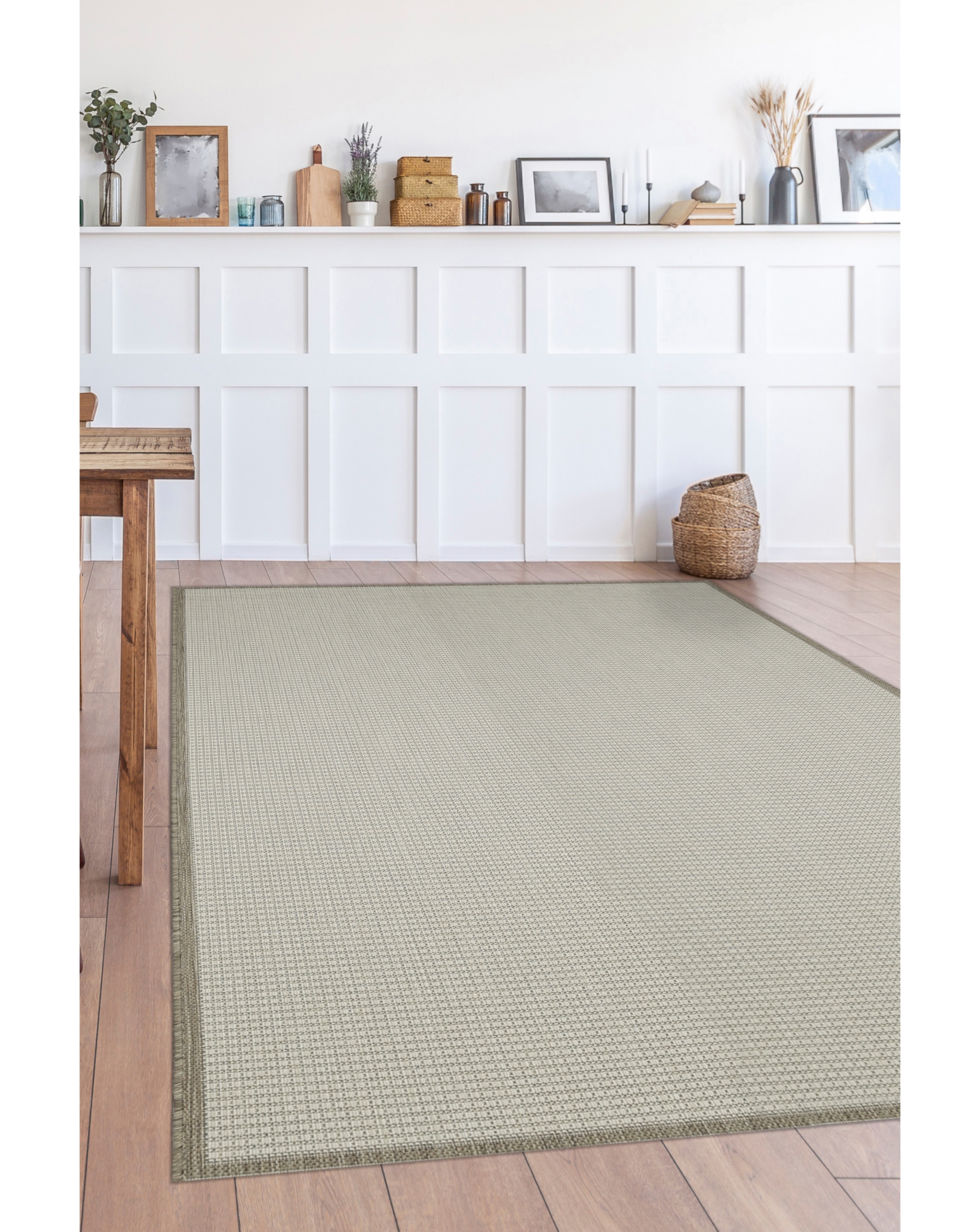 Indoor and Outdoor Border Rug