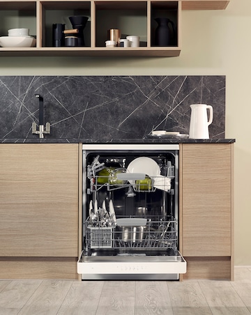 Hotpoint Fullsize 14 Place Set Dish Washer + Installation