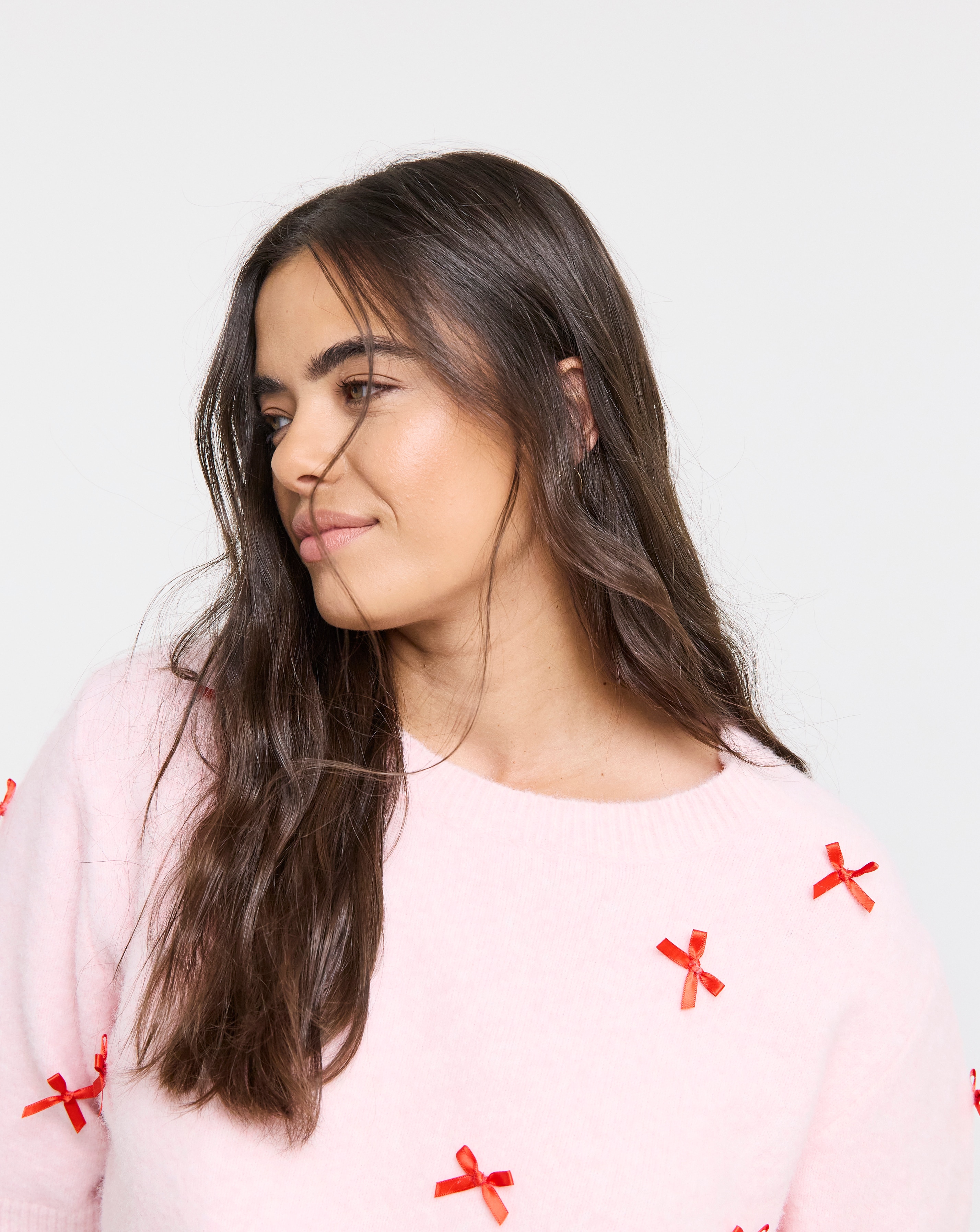 Embroidered Bow Knitted Jumper