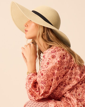 Accessorize Floppy Straw Hat