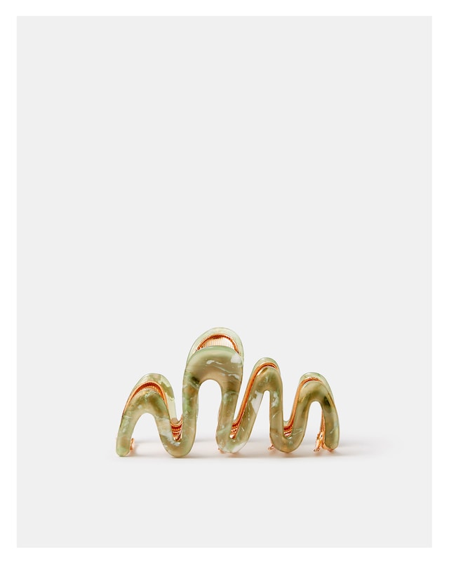 Accessorize Wiggle Resin Claw Clip
