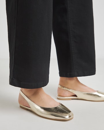Gracious Square Toe Flat Slingback - Extra Wide Fit (EEE)