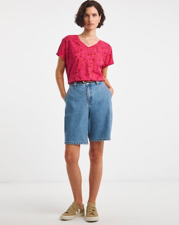 The V Neck Printed T-Shirt