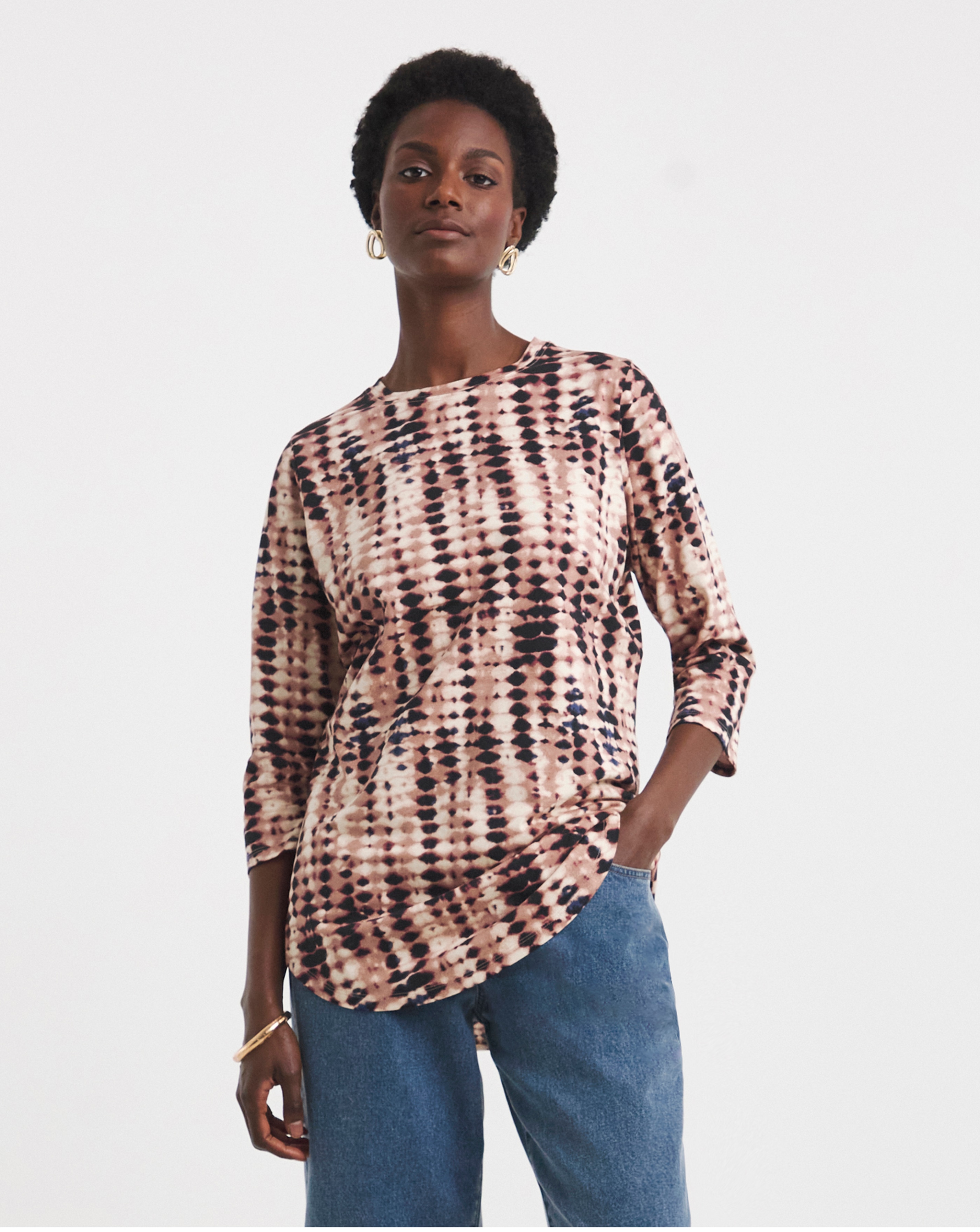 Long Line Curved Hem 3/4 Sleeve