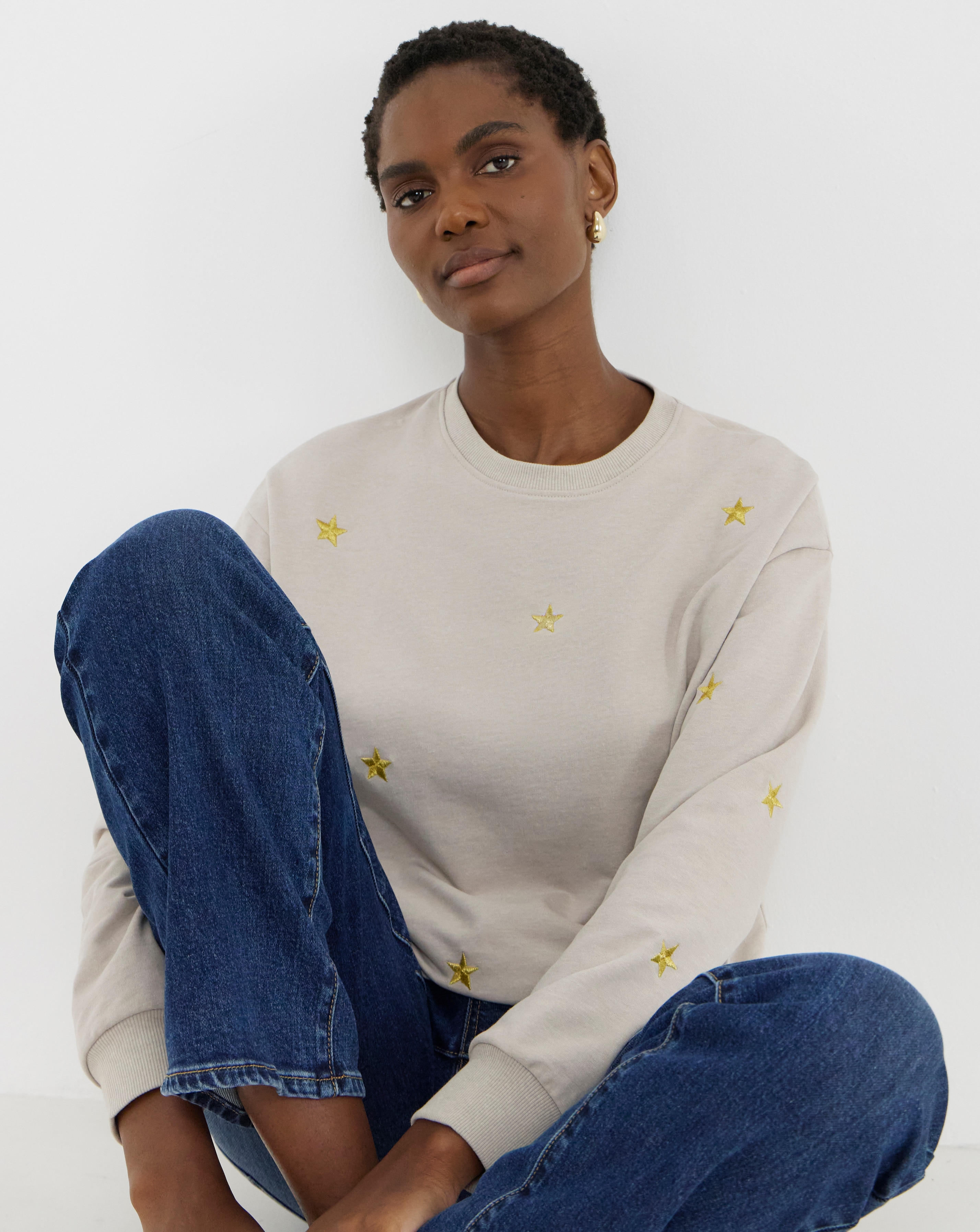 Star Metallic Embroidered Sweashirt
