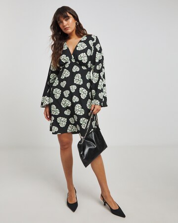 Twisted Wunder Twiggy Heart Mini Dress