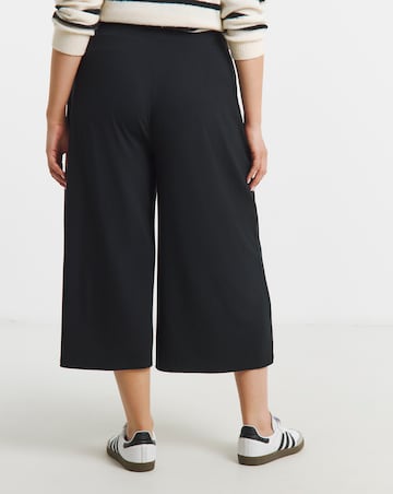 Black Wide Leg Culottes