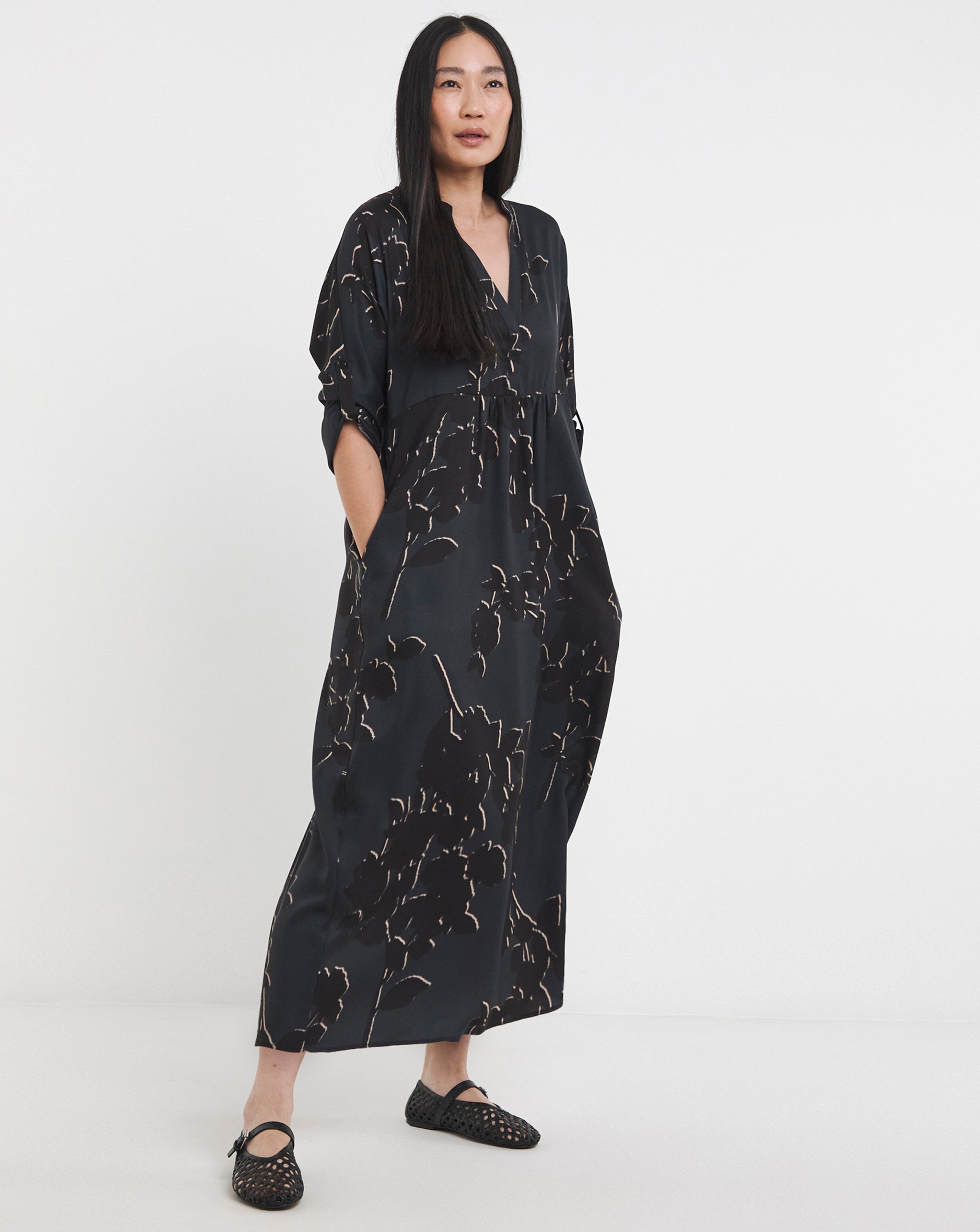 Collarless 3/4 Sleeve Smock Dress