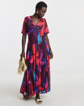 V Neck Drop Waist Pleated Dress