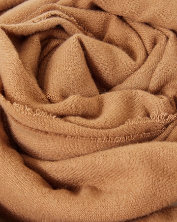 Accessorize Grace Super-Soft Blanket Scarf