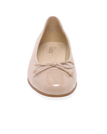 Gabor Scale Standard Fit Ballet Pumps