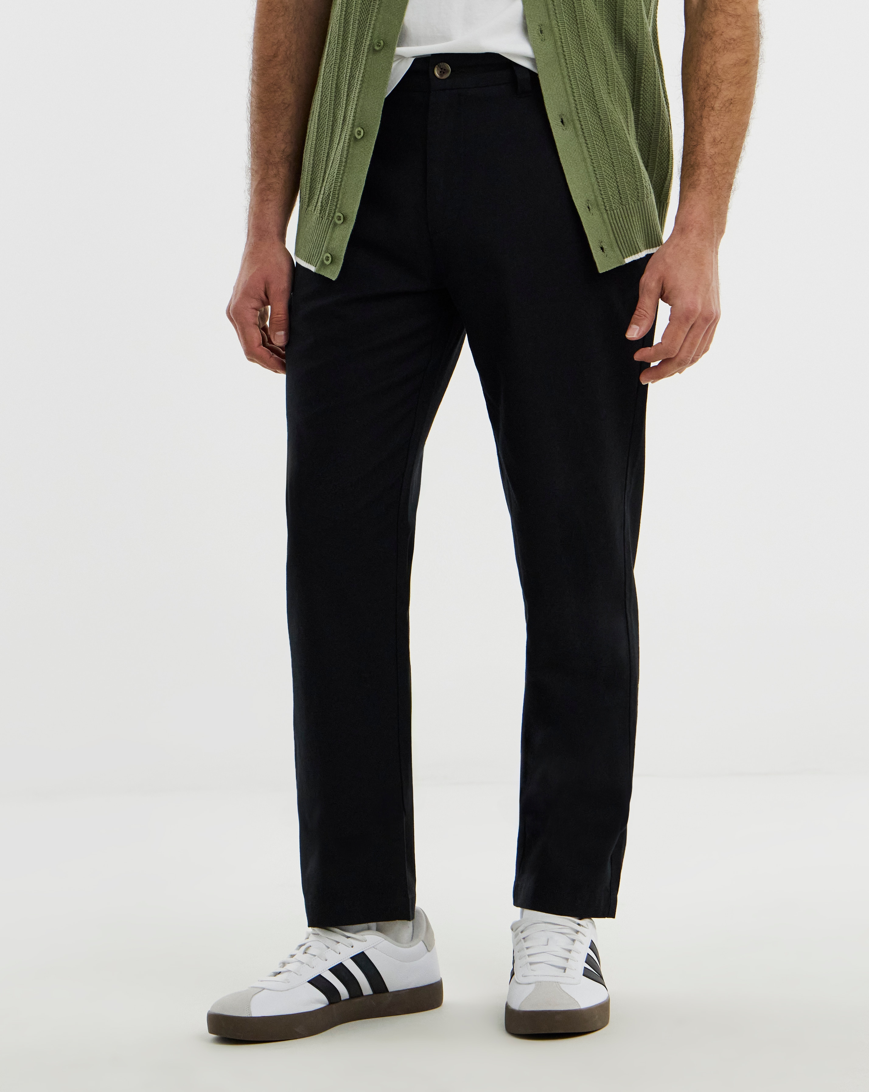 New In - Straight Fit Linen Chino