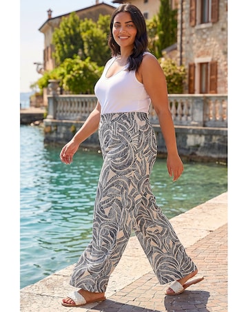 Roman Curve Textured Wide Leg Trousers