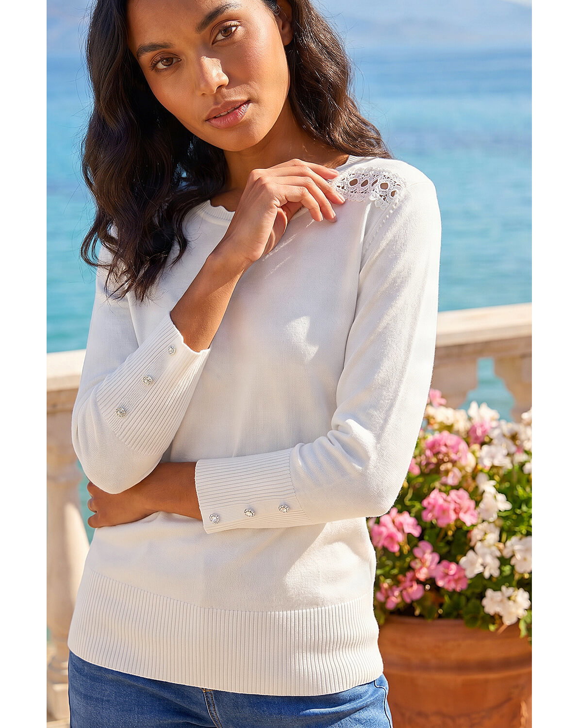 Roman Scalloped Neck Knit Jumper