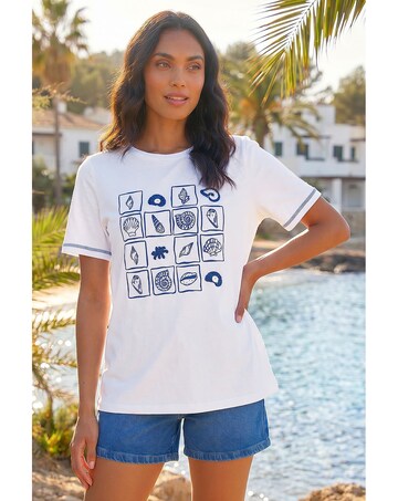 Roman Textured Shell Print T-Shirt