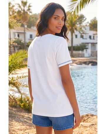 Roman Textured Shell Print T-Shirt