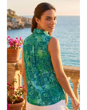 Roman Floral Print Jacquard Blouse