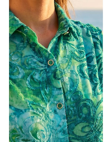 Roman Floral Print Jacquard Blouse