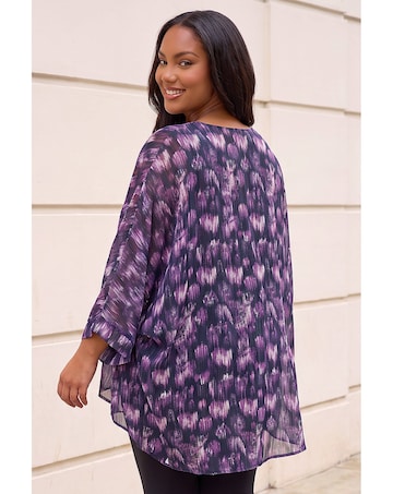 Roman Curve Swirl Print Metallic Top