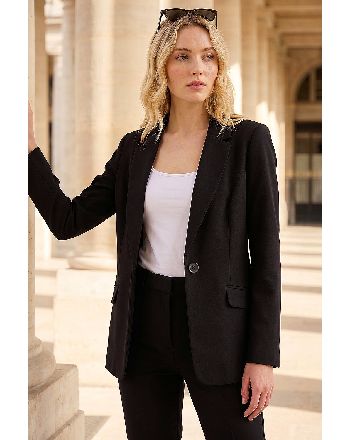 Roman Single Breasted Blazer