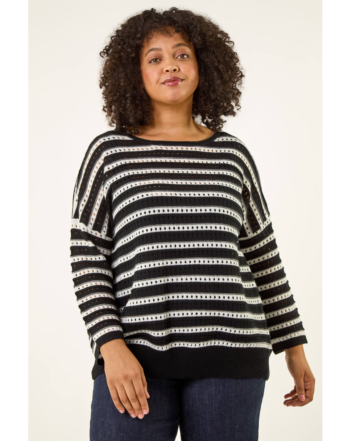 Roman Curve Crochet Stripe Knit