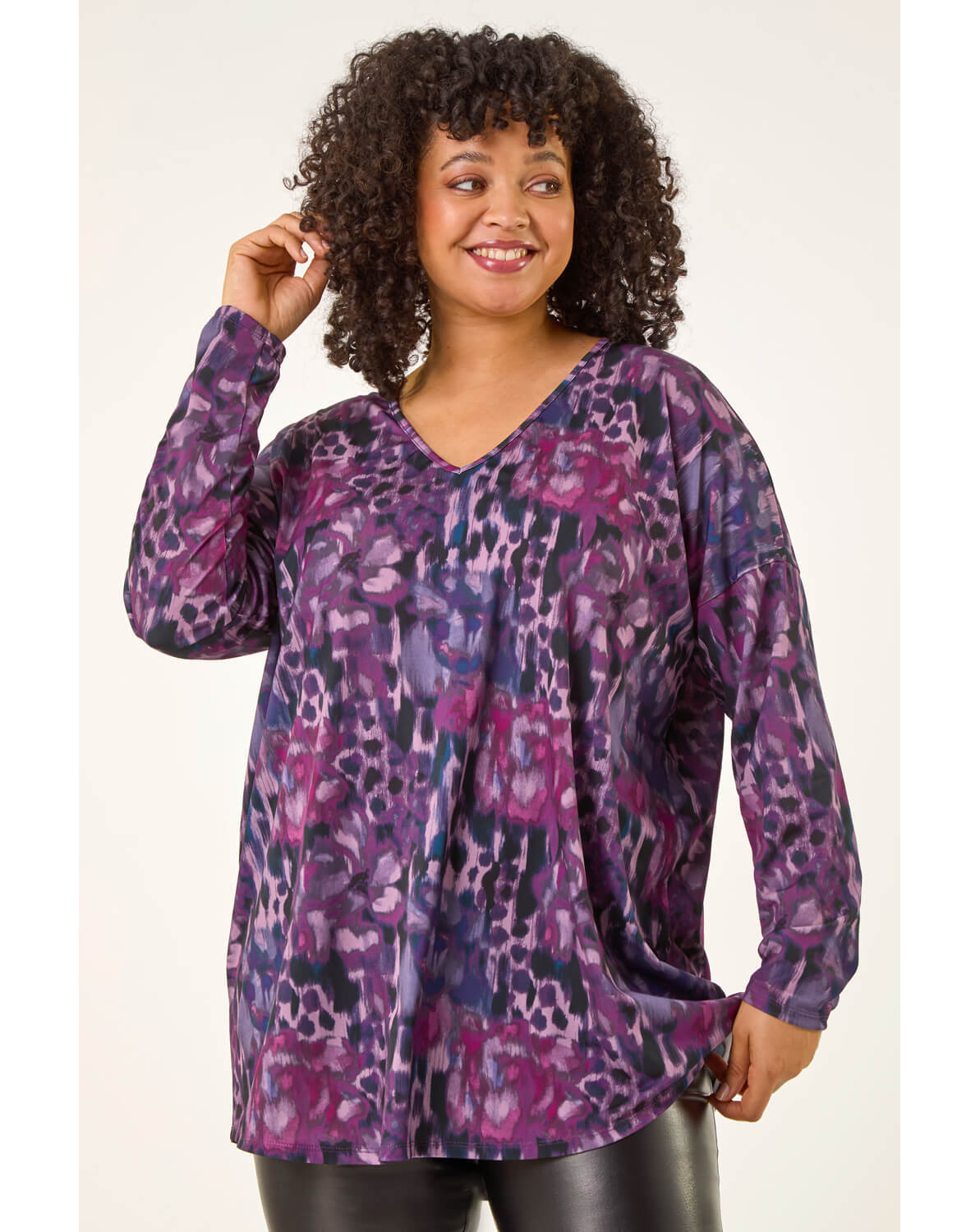Roman Curve Printed Stretch Tunic Top