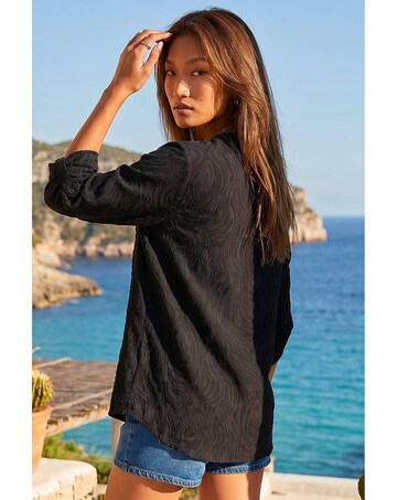Roman Texture Burnout Shirt