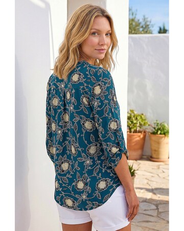 Roman Textured Floral Notch Neck Top