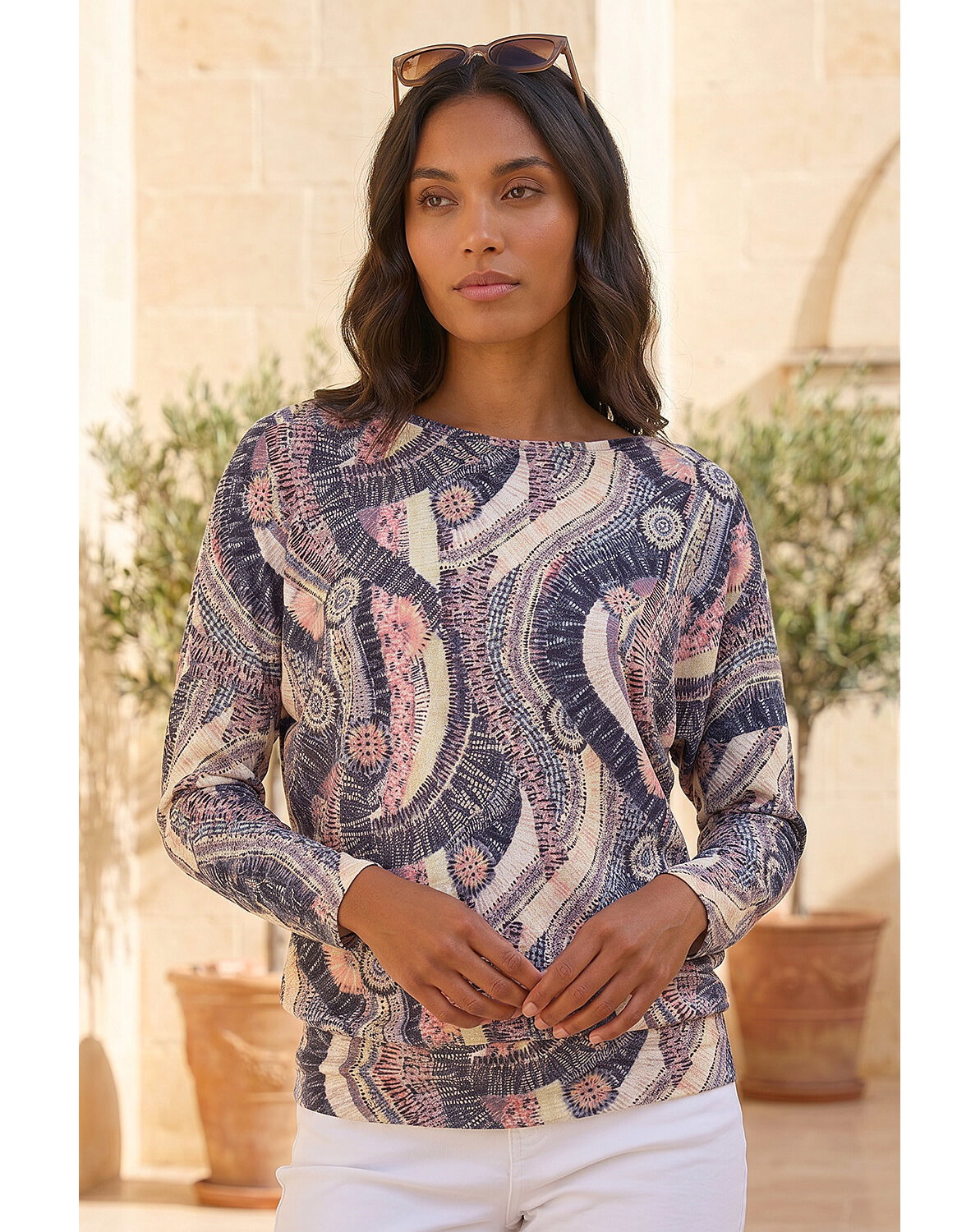 Roman Abstract Banded Hem Stretch Top