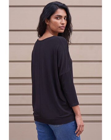 Roman Bubble Hem V-Neck Top