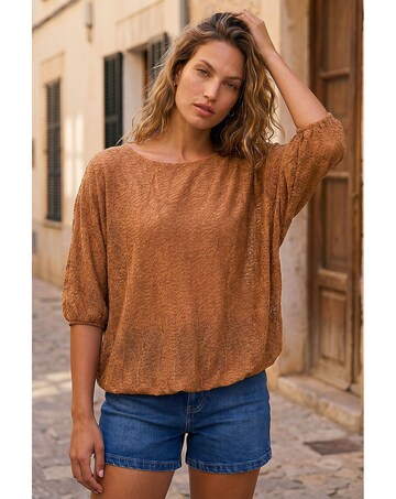 Roman Bubble Hem Top
