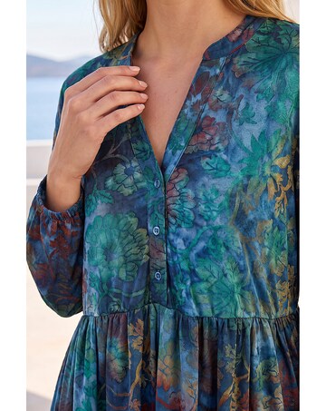 Roman Textured Leaf Print Shirt Dress
