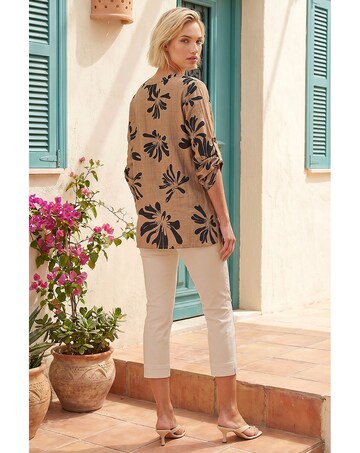 Roman Floral V-Neck Top