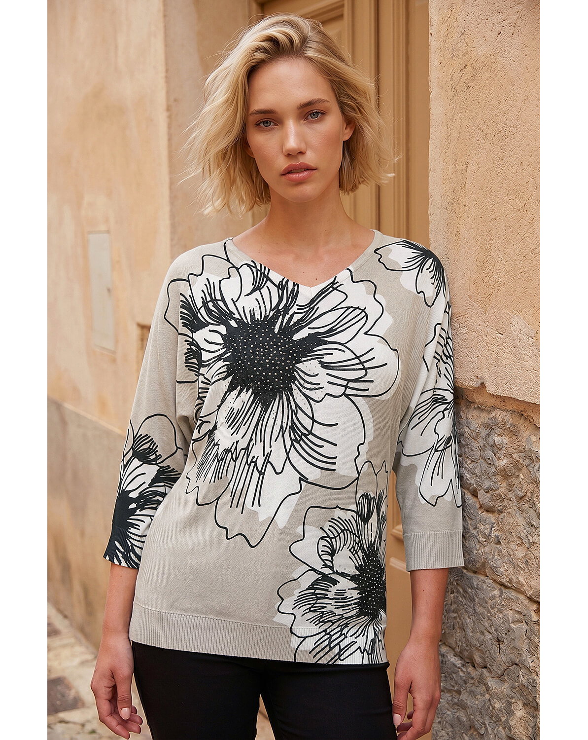 Roman Embellished Floral V-Neck Jumper