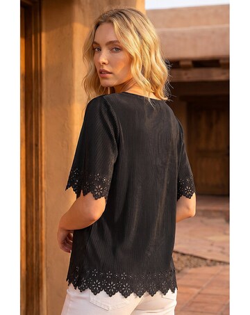 Roman Cut Out Hem Ribbed Top