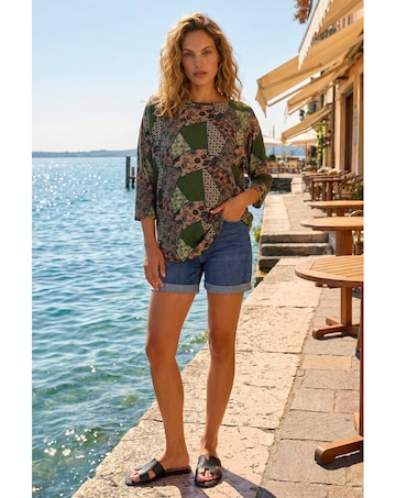 Roman Floral Patchwork Stretch Top