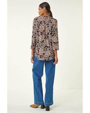 Roman Paisley Print V-Neck Stretch Shirt