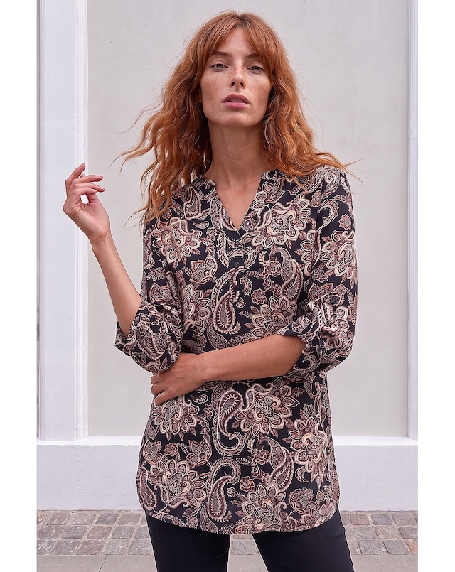 Roman Paisley Print V-Neck Stretch Shirt