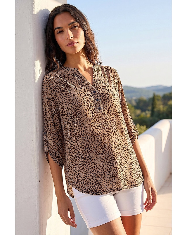 Roman Animal Print Stretch Blouse