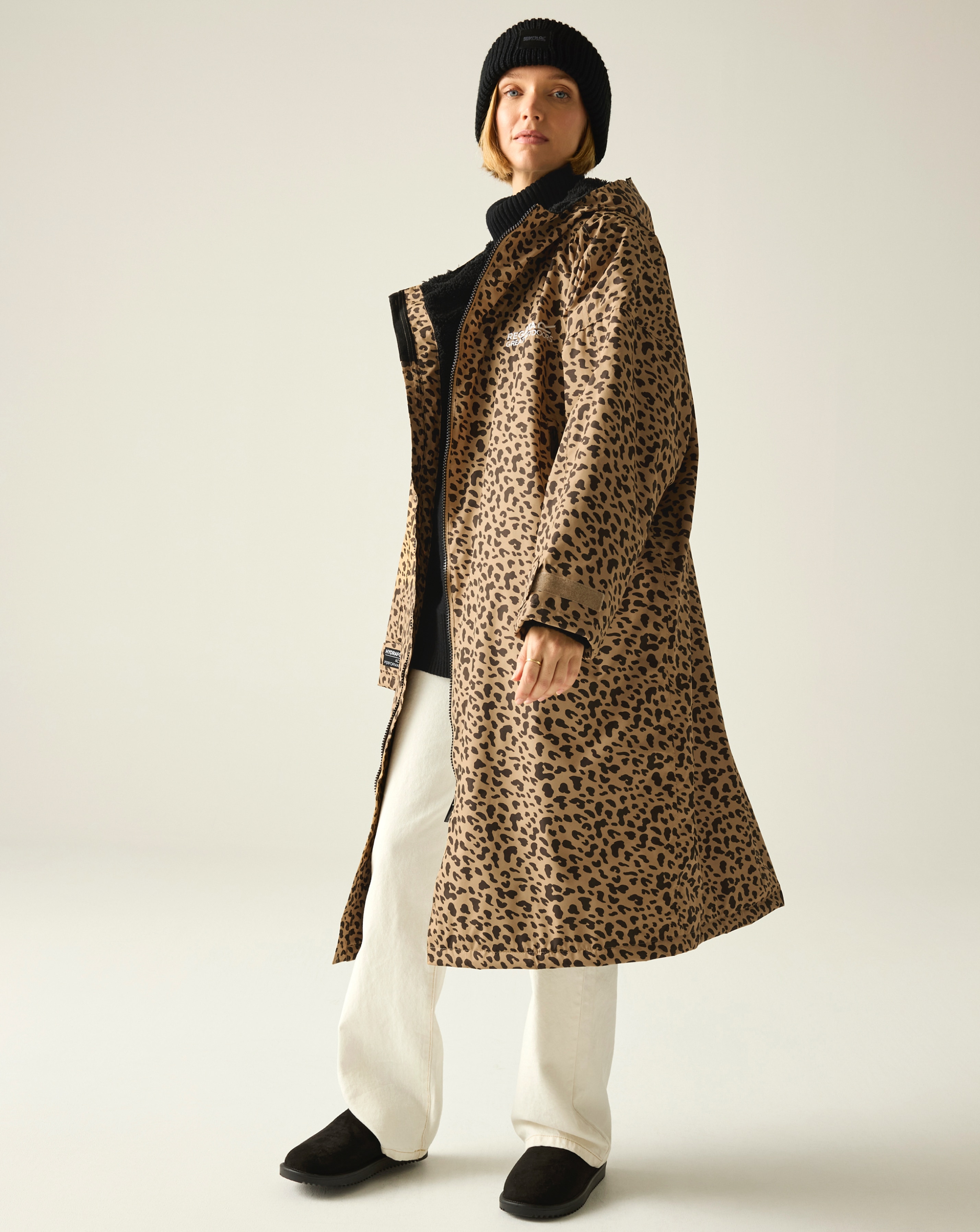 New In - Regatta Waterproof Changing Robe