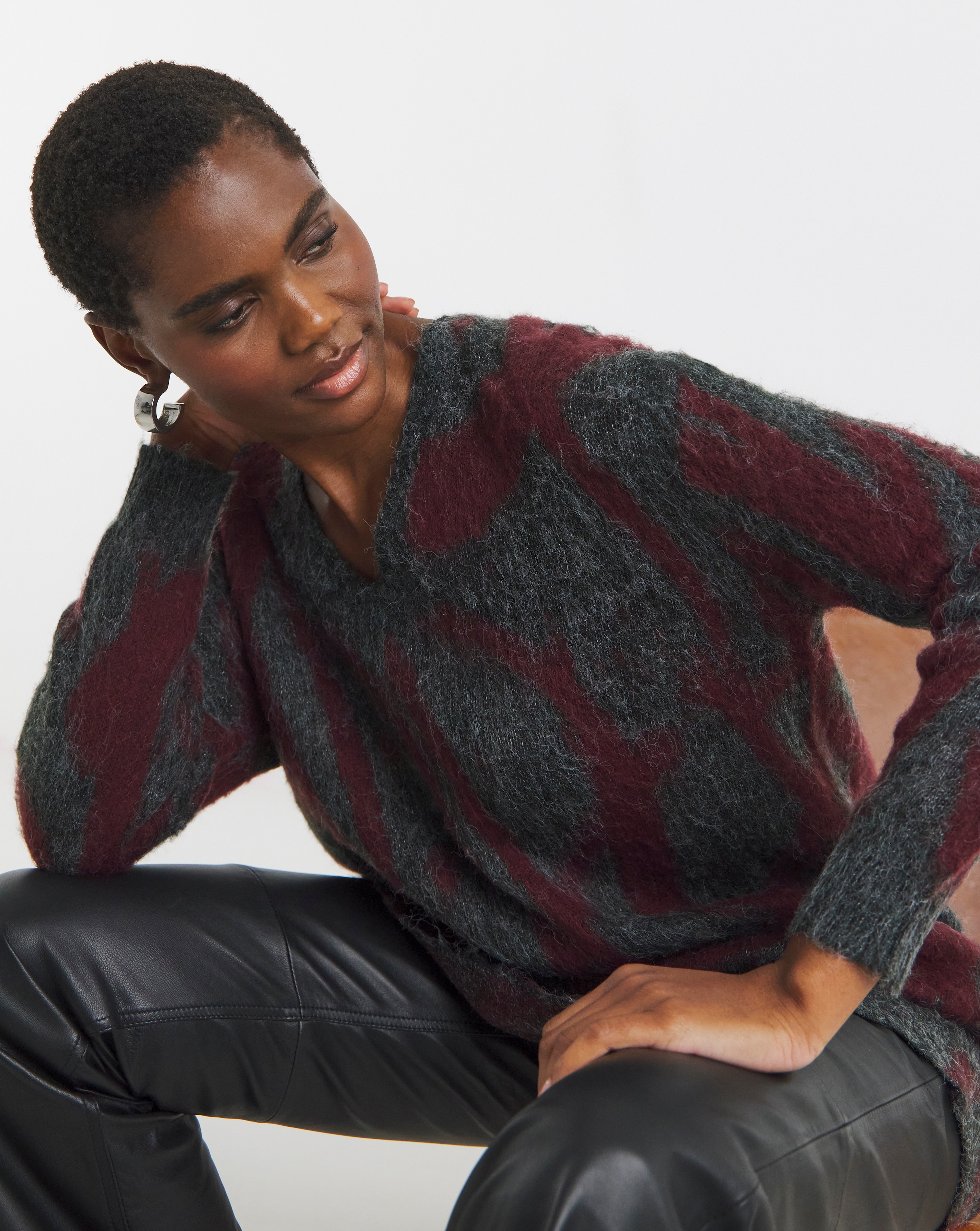 New In - Religion V-Neck Knit Tunic Jumper