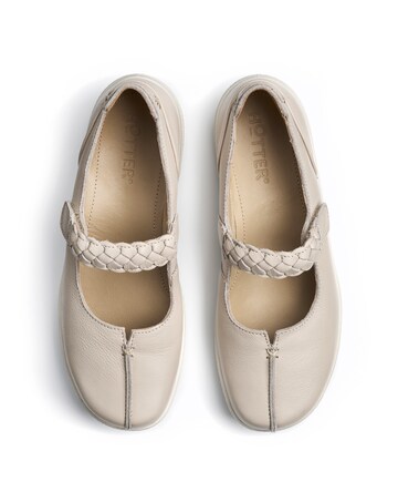 Hotter Shake II Extra Wide Mary Jane