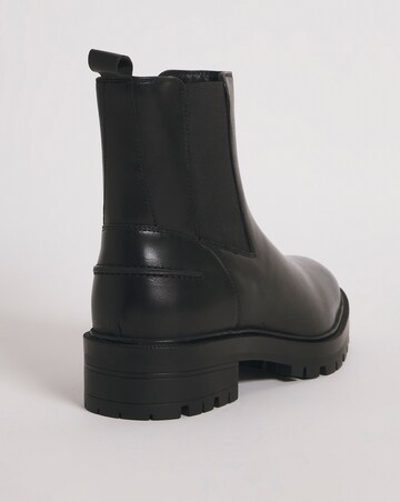 Leather Chunky Chelsea Boot E Fit