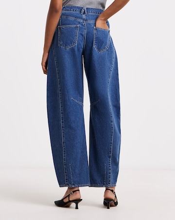 Mid Wash Voluminous Barrel Leg Jean