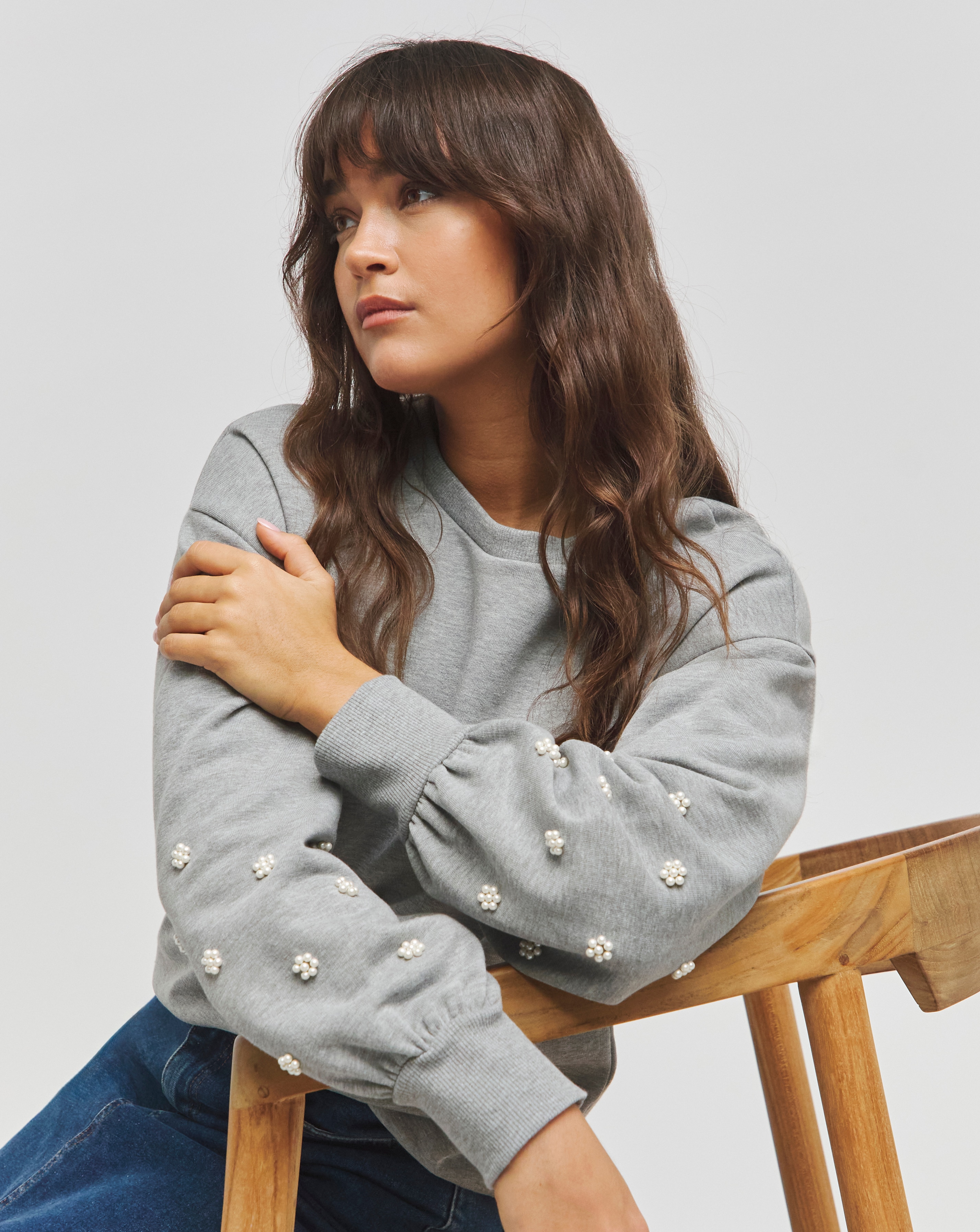 Pearl Balloon Sleeve Sweatshirt